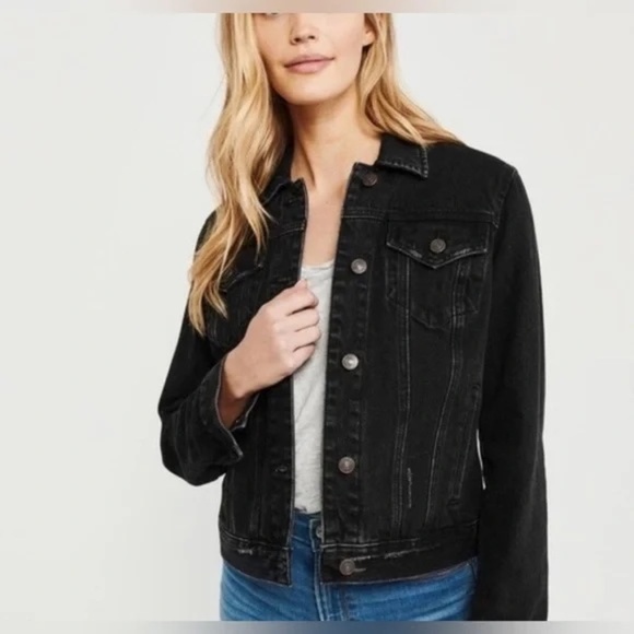 Abercombie & Fitch black Washed Denim Jacket in Small Size - Picture 1 of 8